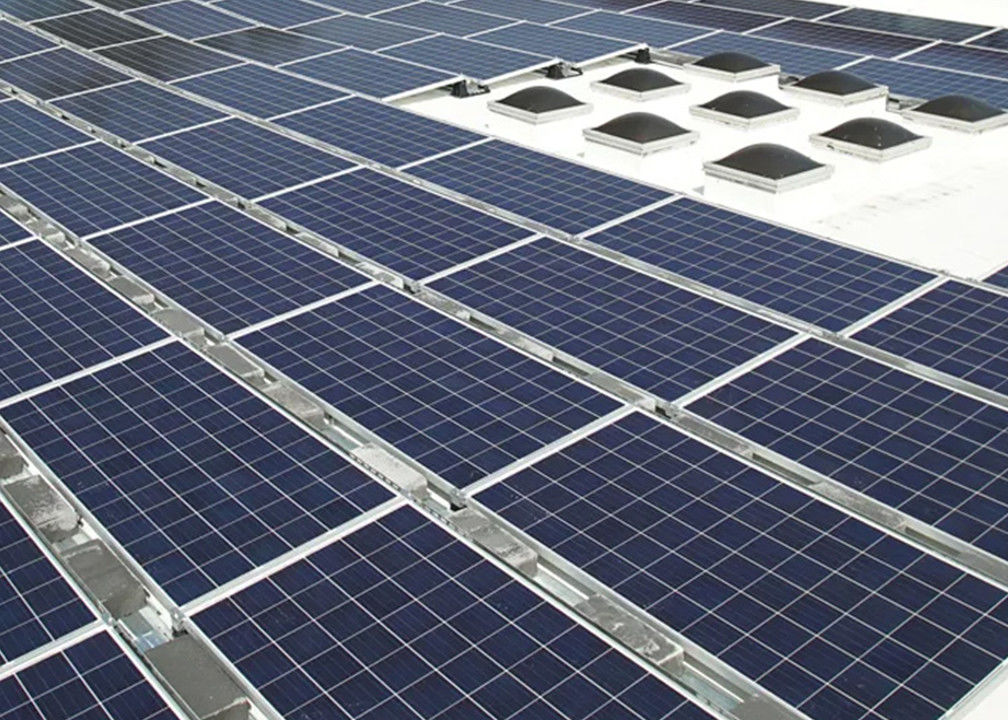 کیت سیستم خورشیدی هیبریدی Sunpok 7kw 8kw 10kw Grid Tie On Grid Hybrid Solar Inverter