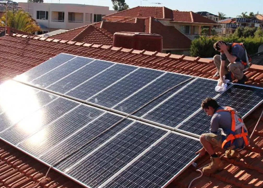 سیستم نصب سقف مسطح 400 وات برای پانل های PV نصب خورشیدی خانه سیستم انرژی خورشیدی