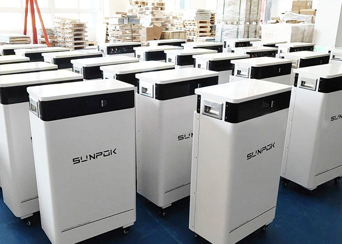 بهترین باتری ها برای یک سیستم خورشیدی Sunpok 48v 200ah 300ah باتری های لیتیوم یون چرخه عمیق