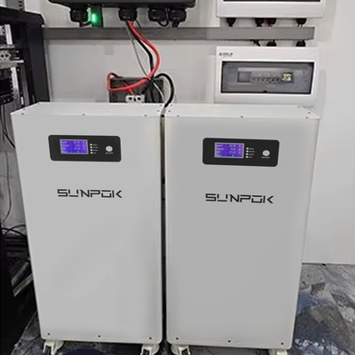 باتری لیتیومی 15 کیلووات ساعتی 48 ولت Lifepo4 برای ذخیره انرژی خورشیدی خانگی 51.2 ولت 300 آمپر ساعت، قابل حمل، 6000 سیکل
